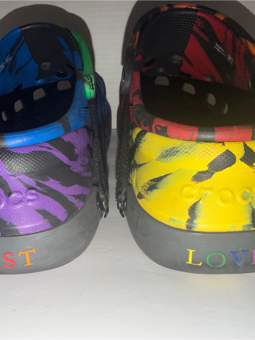 Crocs X Ruby Rose *RARE*W11 - Picture 4 of 9